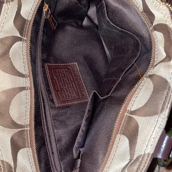 Woman’s coach bag - Picture 2 of 2